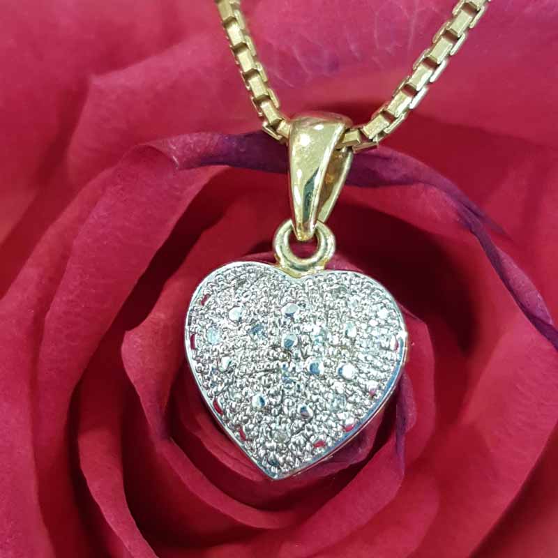 9ct Gold Diamond Heart Cluster Pendant on 9ct Box Chain