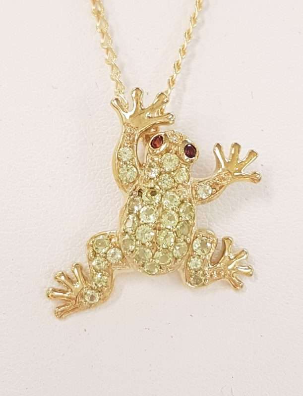 9ct Yellow Gold Peridot and Rhodolite Garnet Frog Pendant on 9ct Chain