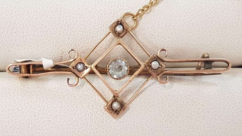 9ct Yellow Gold Aquamarine and Seed Pearl Bar Brooch - Antique / Vintage