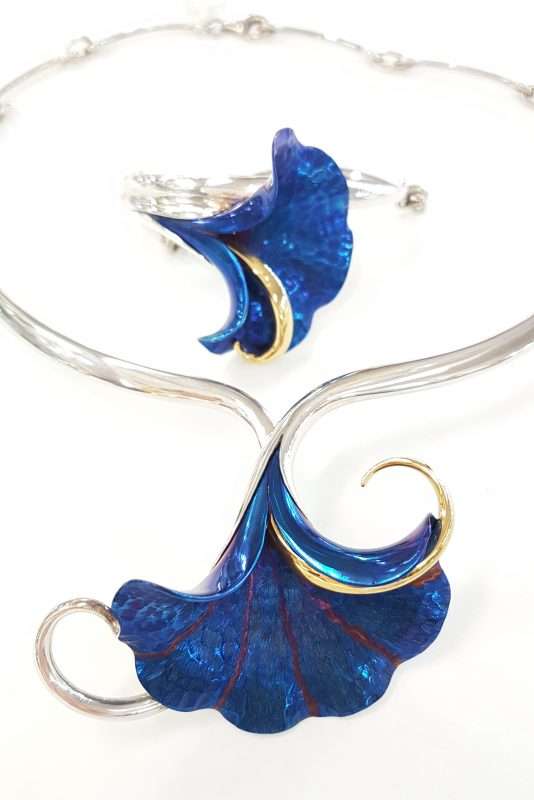 Sterling Silver Titanium Blue Flower Bangle