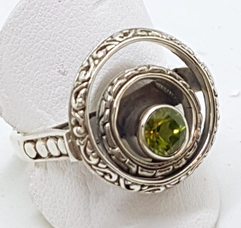 Sterling Silver Peridot in Circles Ring - Round