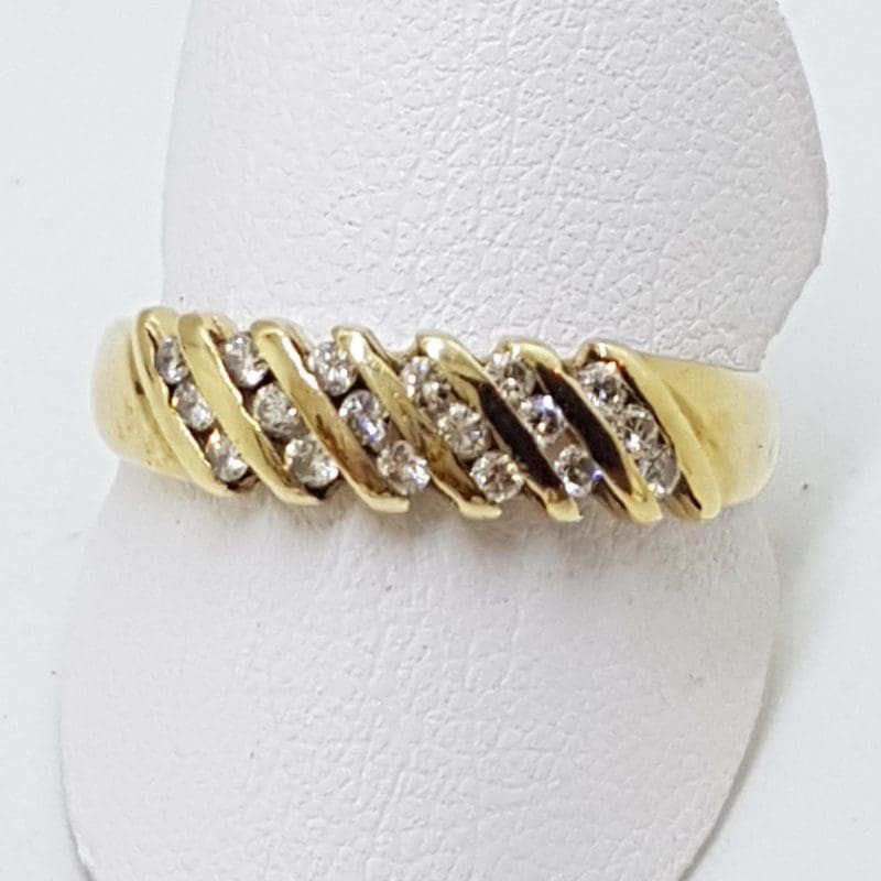 9ct Yellow Gold Diamond Channel Set Ring