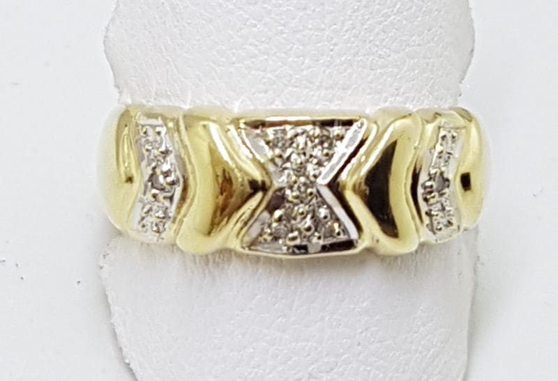 9ct Yellow Gold Diamond Wide Arrow Patterned Band Ring