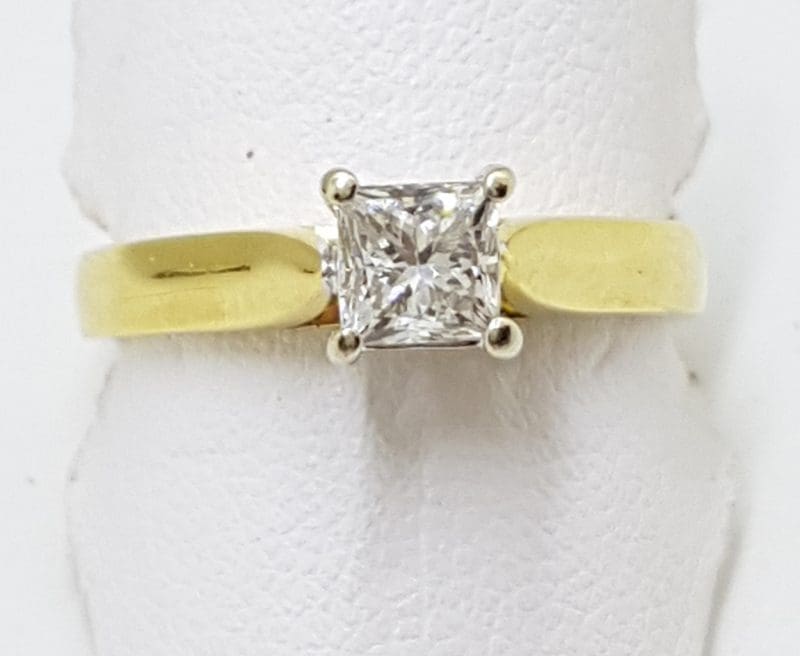 18ct Gold Princess Cut Diamond Solitaire Engagement Ring