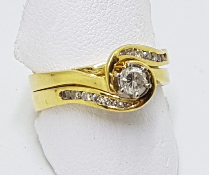 18ct Gold Diamond Engagement & Wedding Ring Set