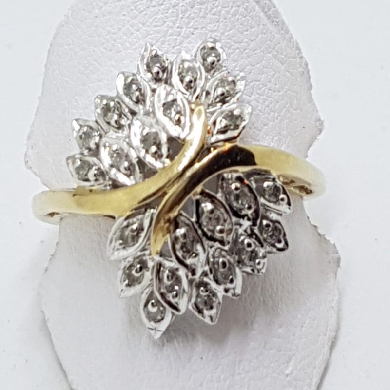 9ct Yellow Gold Diamond Large Leaf Motif Cluster Ring