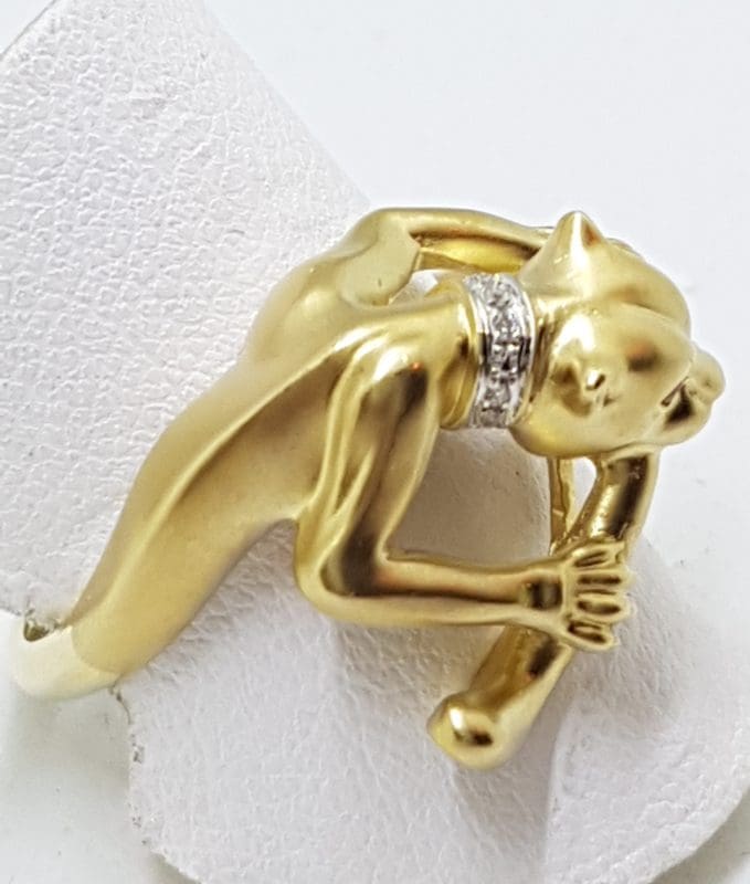 9ct Yellow Gold Jaguar / Panther Ring - Pink Sapphire Eyes and Diamond Collar - Matte Finish