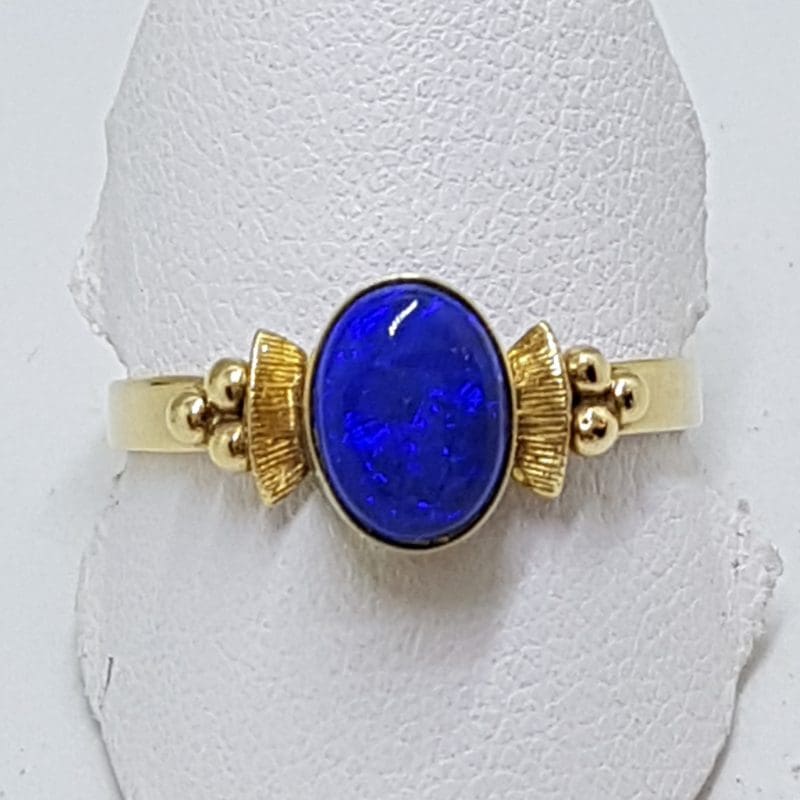14ct Yellow Gold Oval Blue Lightning Ridge Opal Ring