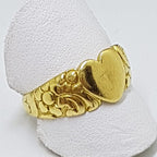 18ct Yellow Gold Heart Signet Ring - Ornate