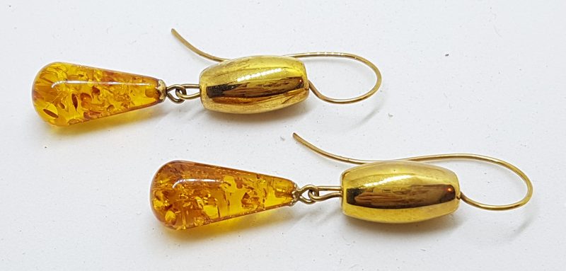 18ct Yellow Gold Natural Baltic Amber Long Drop Earrings