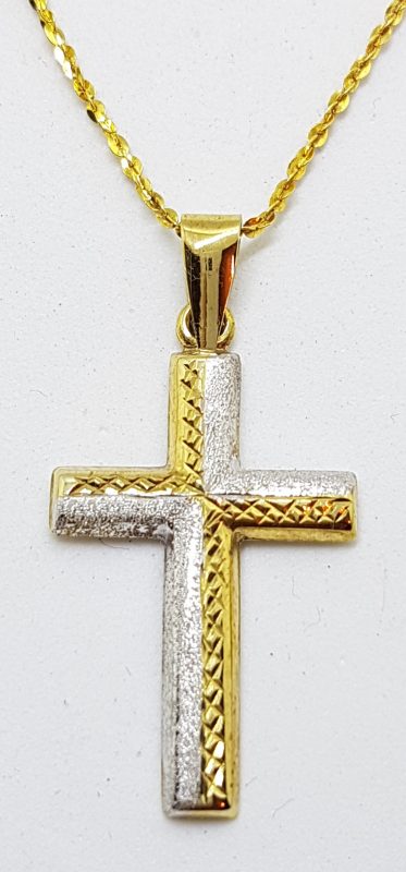 9ct Yellow Gold &amp; White Gold Crucifix / Cross Pendant on 9ct Chain - Two Tone - Ornate Design