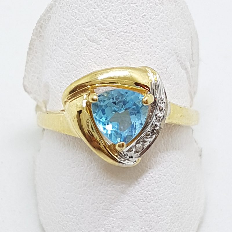 9ct Yellow Gold Topaz &amp; Diamond Triangular Ring