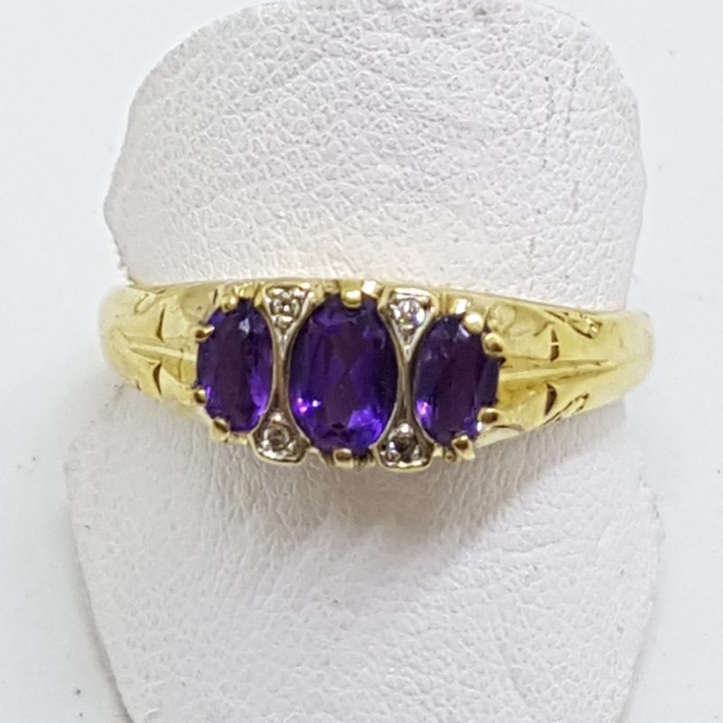 9ct Yellow Gold Amethyst &amp; Diamond Bridge Set Ring