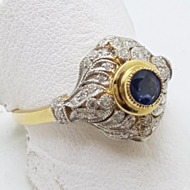 9ct Yellow Gold Natural Sapphire and Diamond Stunning Cluster Ring
