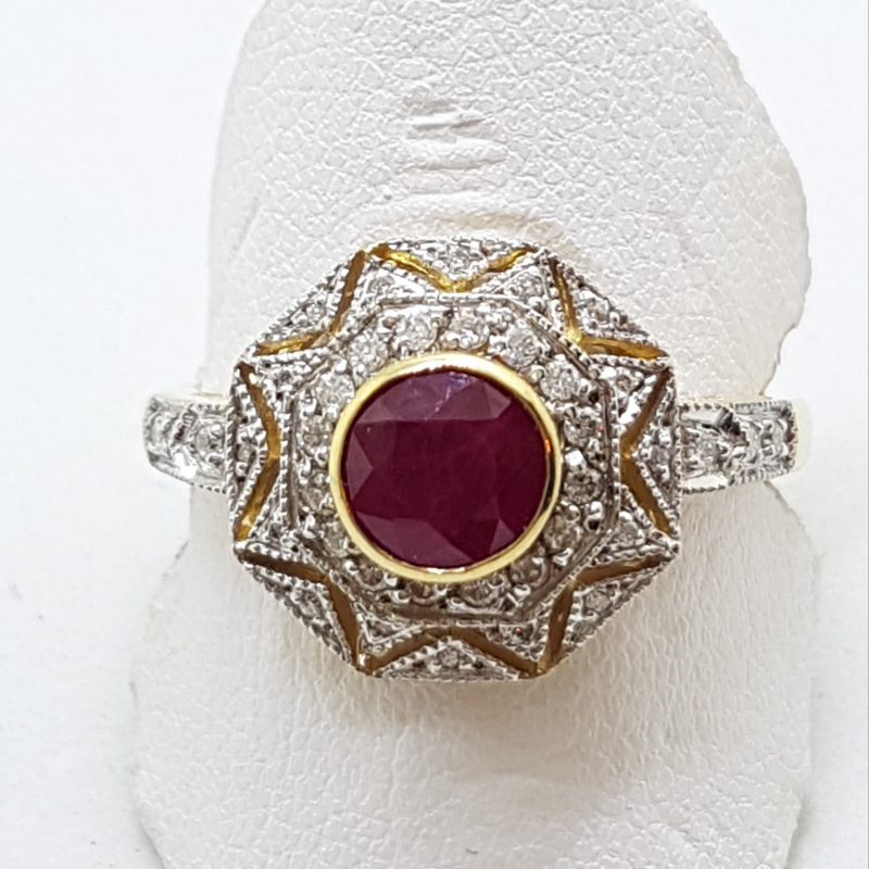 9ct Yellow Gold and White Gold Natural Ruby &amp; Diamond Large Ornate Patterned Cluster Ring
