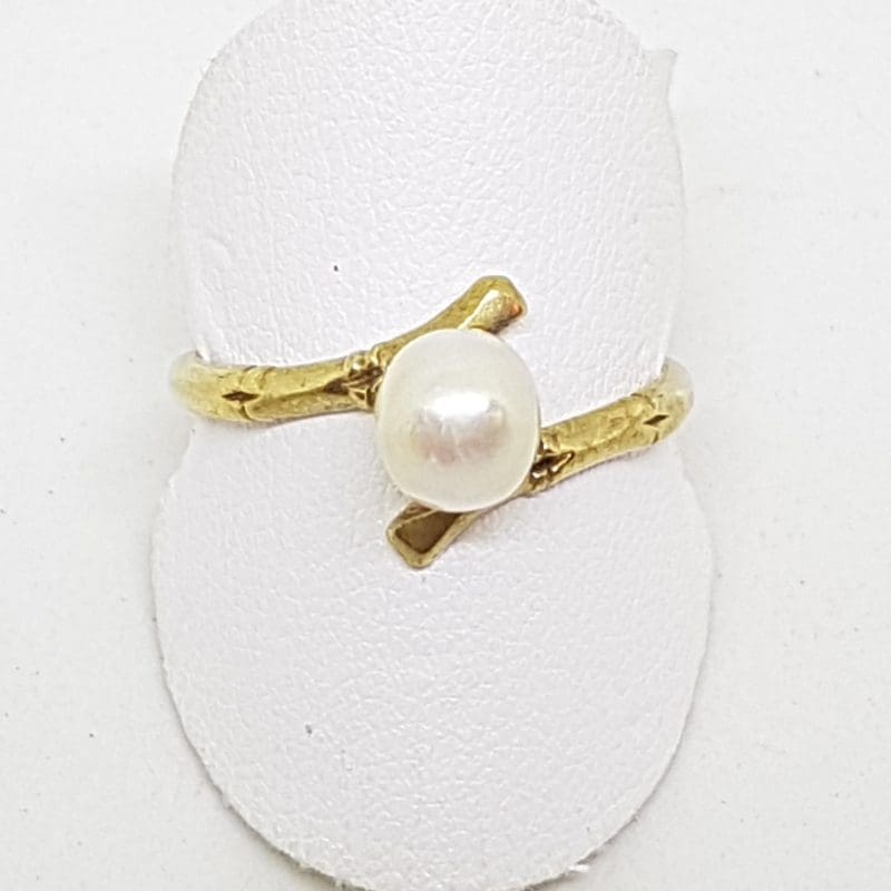 9ct Yellow Gold Mikimoto Pearl Ring - Vintage