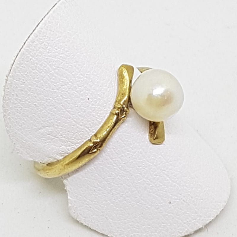 9ct Yellow Gold Mikimoto Pearl Ring - Vintage