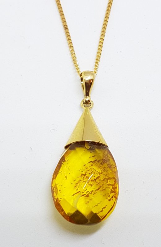 9ct Yellow Gold Faceted Natural Baltic Amber Pendant on 9ct Gold Chain