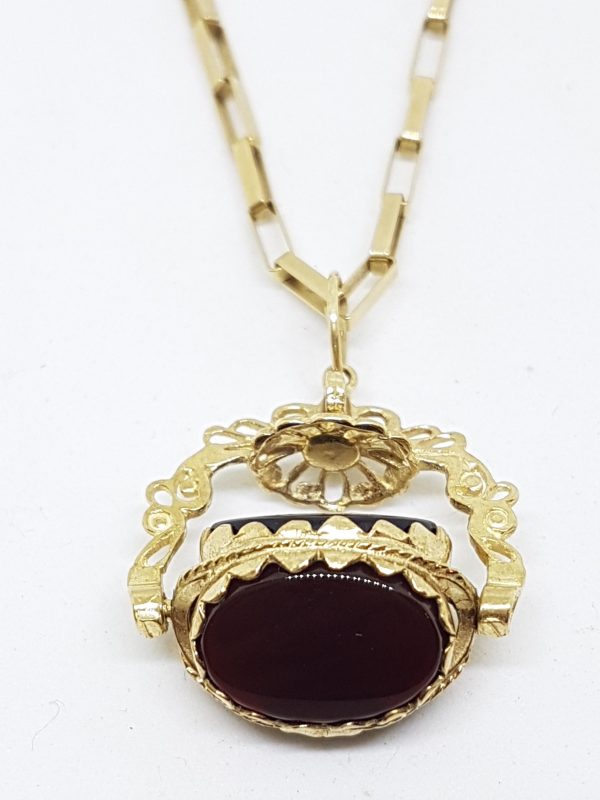 9ct Yellow Gold Ornate Carnelian, Bloodstone &amp; Onyx Swivel / Spinner Pendant on Gold Chain - Fob