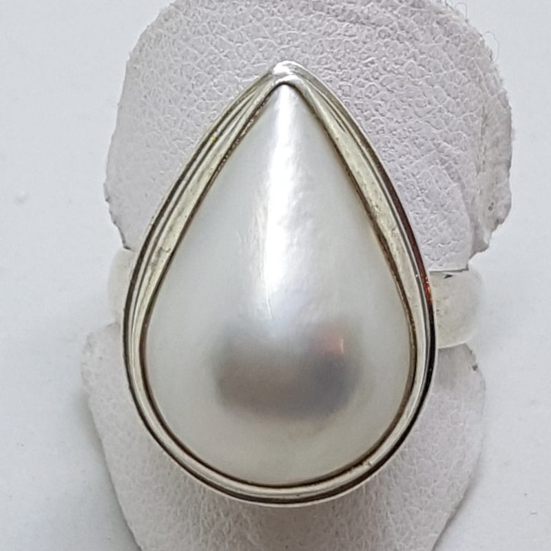 Sterling Silver Teardrop Shape Mabe Pearl Ring
