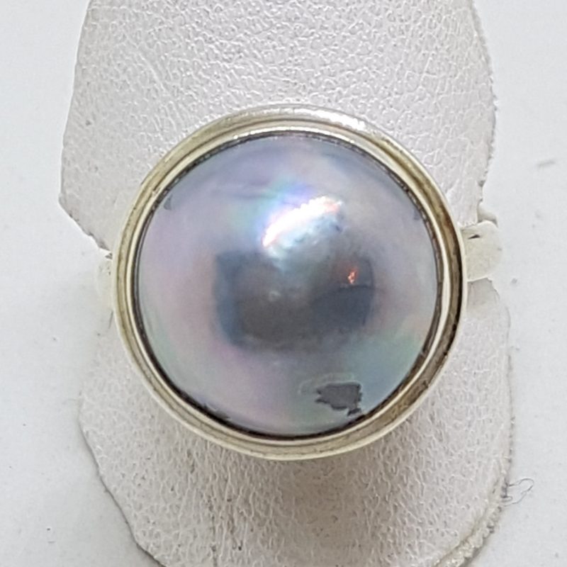 Sterling Silver Blue/Grey Mabe Pearl Ornate Rim Ring