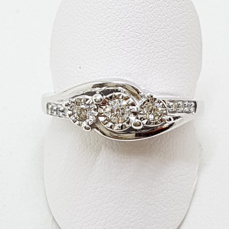 9ct White Gold Curved Diamond Ring