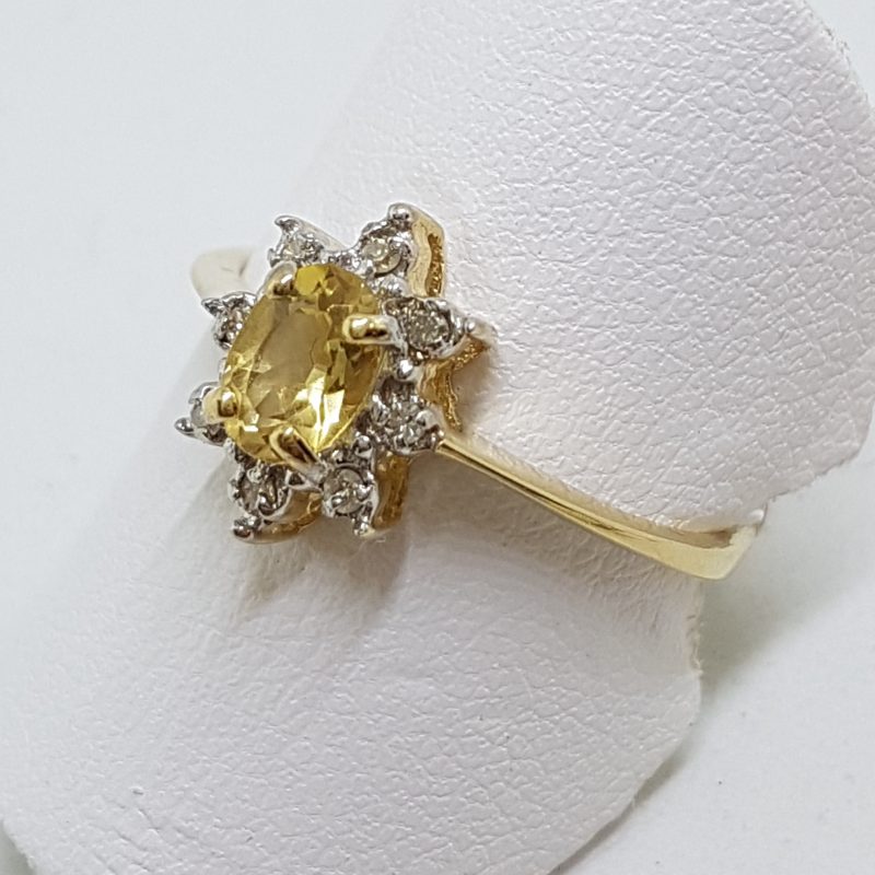 14ct Yellow Gold Oval Citrine and Diamond Cluster Ring