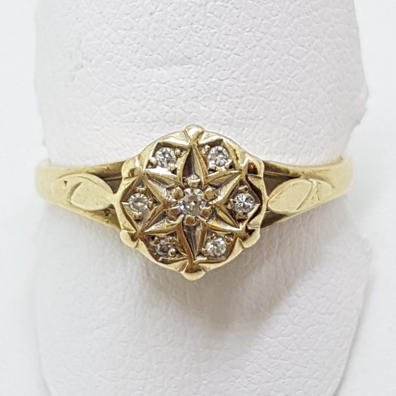 9ct Yellow Gold Round Diamond Cluster Ring