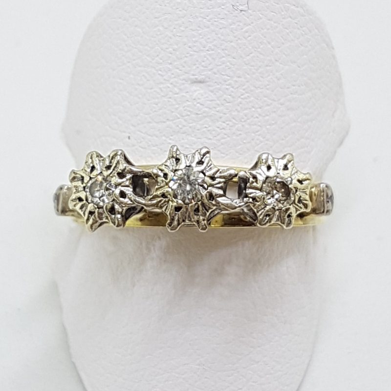 18ct Yellow Gold High Set Trilogy Diamond Flower/Daisy Ring