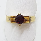 9ct Yellow Gold Garnet &amp; Diamond Claw Set Ring