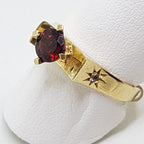 9ct Yellow Gold Garnet &amp; Diamond Claw Set Ring