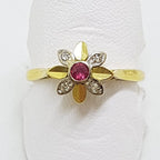 18ct Yellow Gold Natural Ruby &amp; Diamond Daisy/Flower Ring