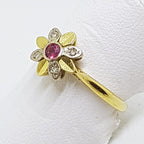 18ct Yellow Gold Natural Ruby &amp; Diamond Daisy/Flower Ring