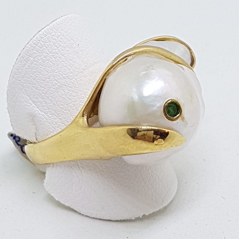 14ct Yellow Gold Large Baroque Pearl with Emerald Ring – Handmade