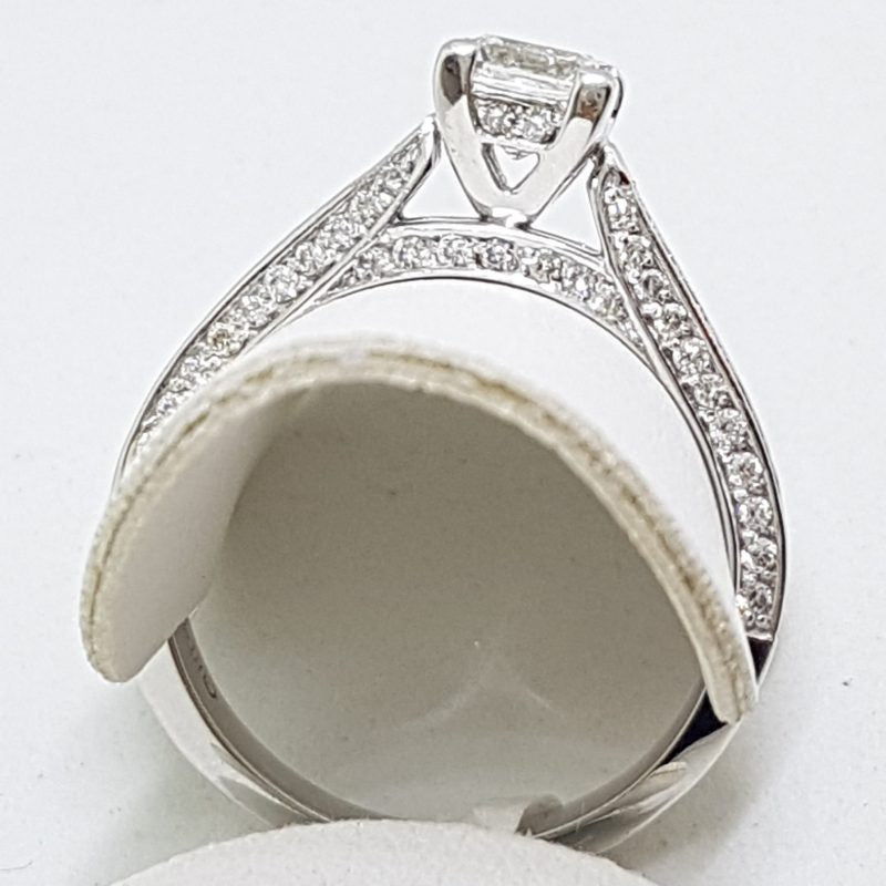 Stunning 18ct White Gold Princess Cut Diamond Engagement Ring - Square set High with Diamonds along shoulder