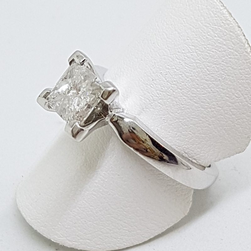 18ct White Gold 1.30ct Princess Cut Diamond Engagement Ring – Claw Set