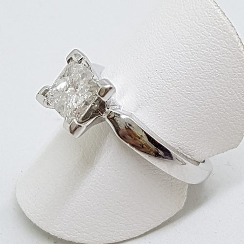 18ct White Gold 1.30ct Princess Cut Diamond Engagement Ring – Claw Set