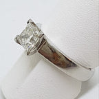 Platinum 1.05ct Princess Cut Diamond Engagement Ring – Claw Set
