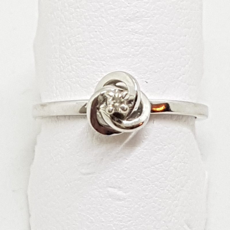 18ct White Gold Diamond Dainty Knot Ring