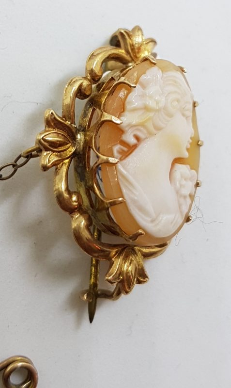 9ct Yellow Gold Ornate Design Oval Lady Cameo Brooch - Antique / Vintage