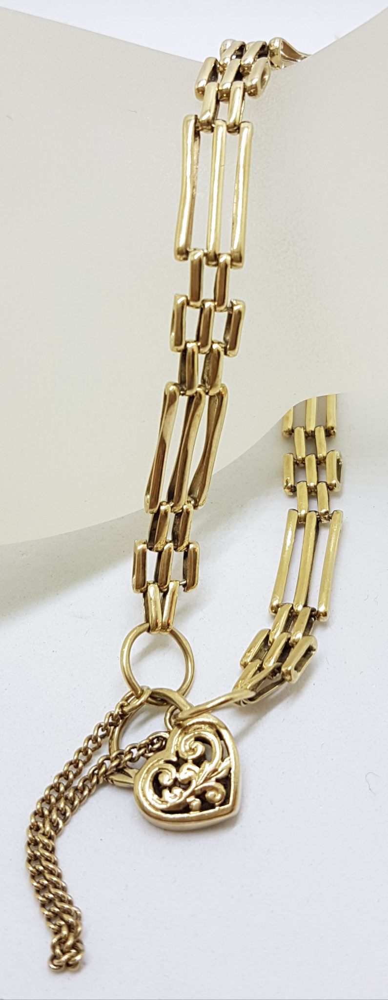 9ct Yellow Gold Ornate 3 x 2 Row Gate Link Bracelet with Filigree Heart Shape Padlock Clasp - Antique / Vintage