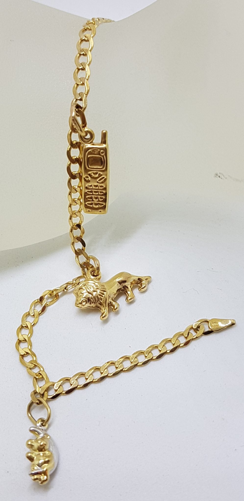 9ct Yellow Gold Charm Bracelet - 3 Charms