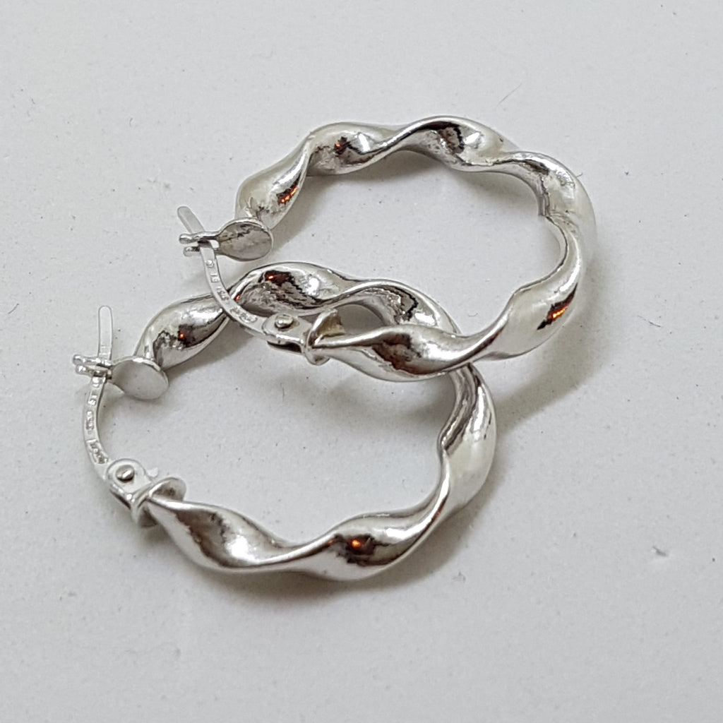 9ct White Gold Twist Hoop Earrings