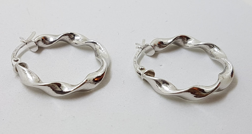 9ct White Gold Twist Hoop Earrings