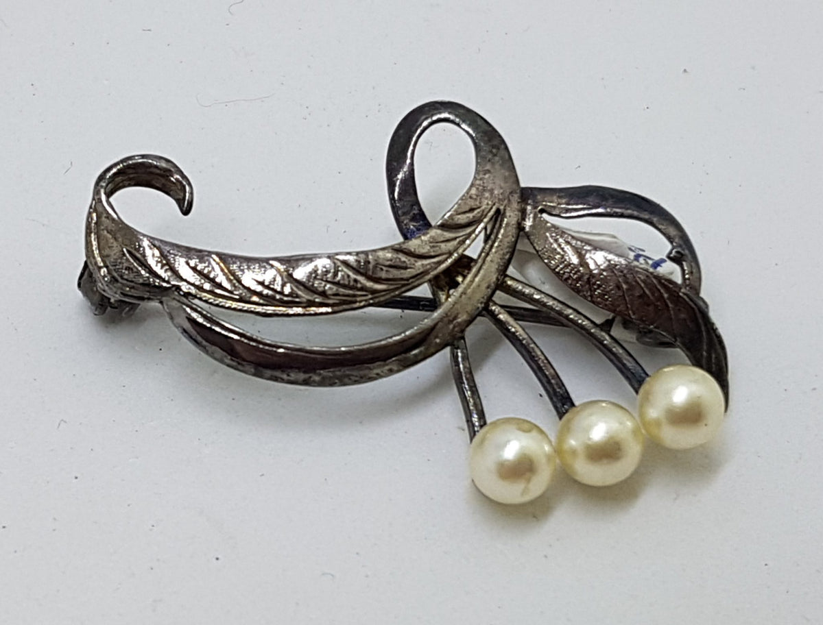 Sterling Silver Pearl Ornate Bar Brooch - Vintage