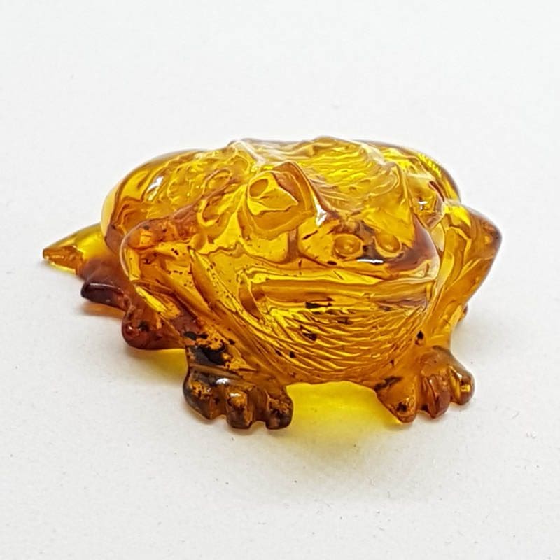 Hand Carved Natural Baltic Amber Small Frog / Toad Figurine / Statue