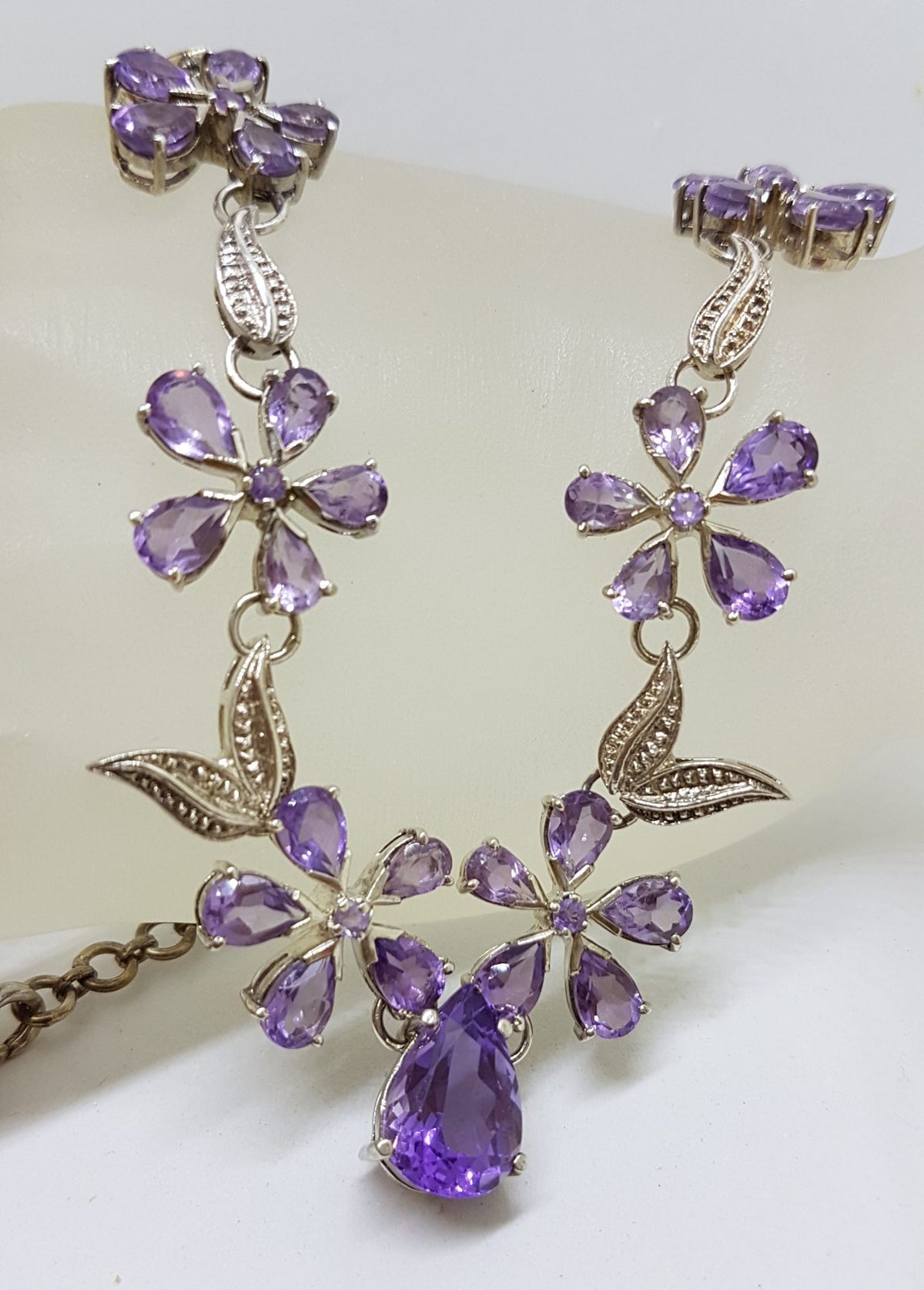 Sterling Silver Ornate Floral Amethyst Collier Necklace / Chain - Flower Motif