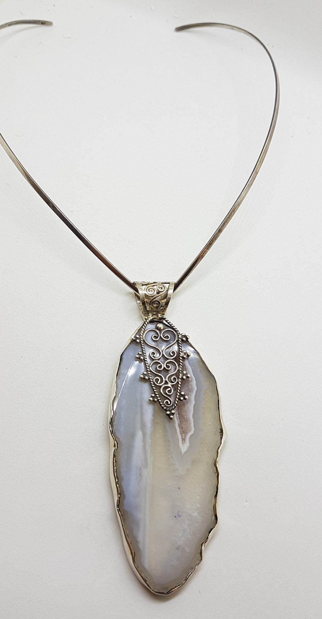 Sterling Silver Very Large Agate with Ornate Filigree Top Pendant on Silver Choker Chain / Necklace