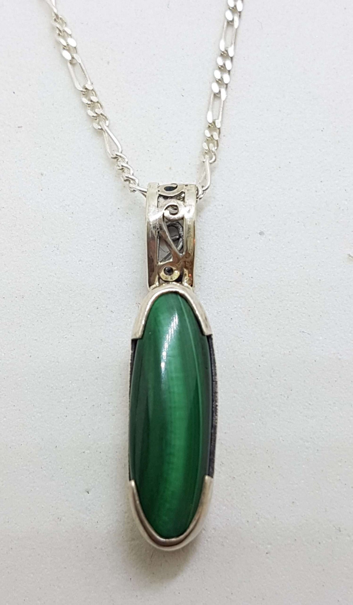 Sterling Silver Ornate Filigree Oval Malachite Pendant on Silver Chain
