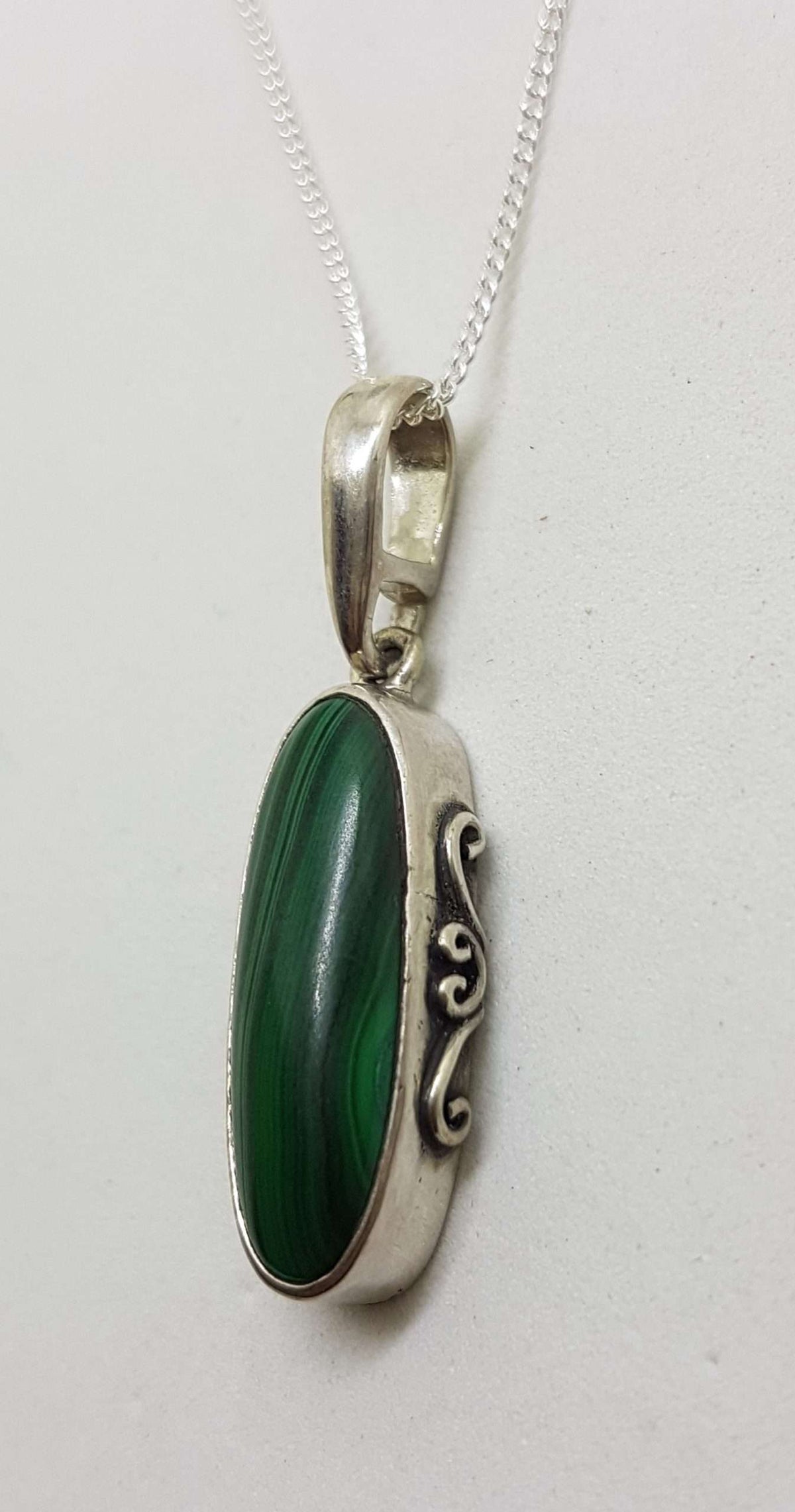 Sterling Silver Ornate Pattern Oval Malachite Pendant on Silver Chain